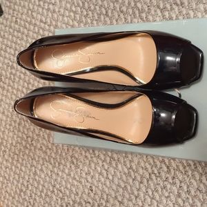 Gorgeous Jessica Simpson peep toe